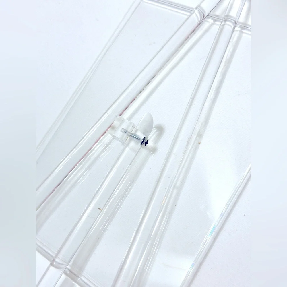 CONTAINER STORE 5”x10” Clear Acrylic Picture Frame Easel Stand Holds 5x7 Photo